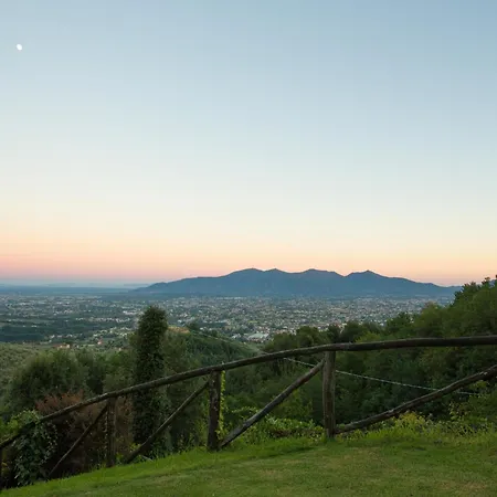 Nyaraló Tuscan With Infinity Pool Retreat *