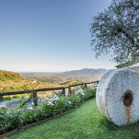 Nyaraló Tuscan With Infinity Pool Retreat